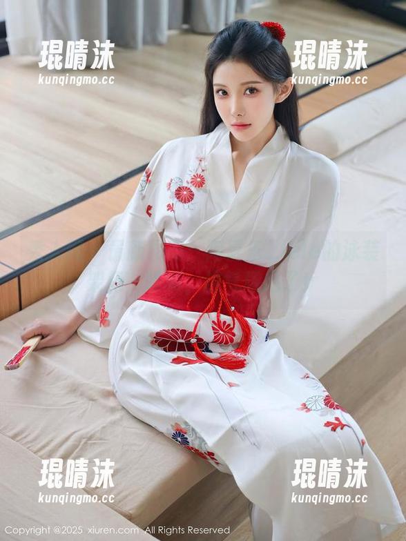 秀人网 - 最新图册：陶喜乐_lele的泳装架势，啧啧，这气场绝了！