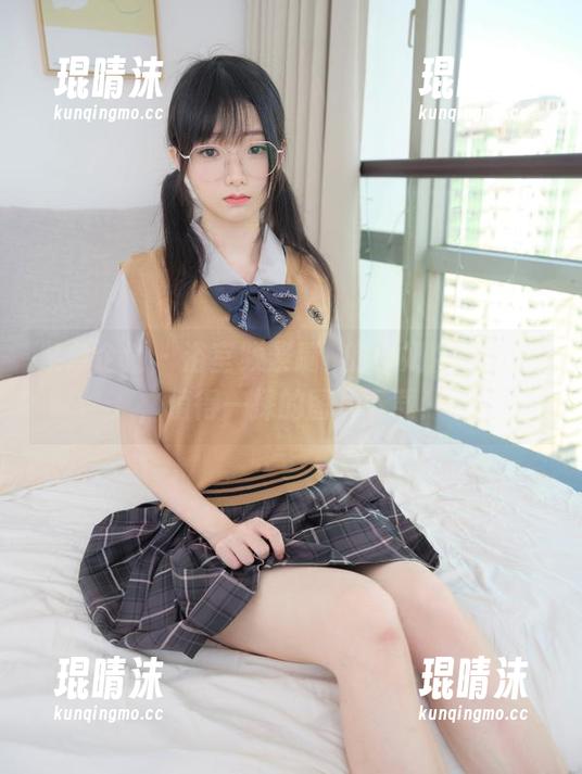 紧急企划 - 浴室频繁蹦跶的小奶糕Milky，值得一探的图片下载！