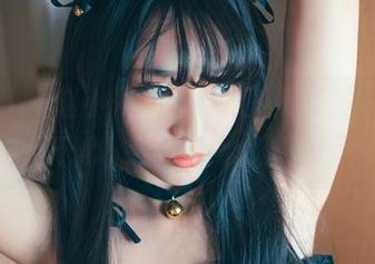 菠萝社 - 赵小米Kitty的美脚在线，一图打动万千心，难怪小心脏跳得无比欢