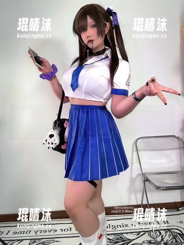 我在这里翻寻贝贝琪Becky的奶牛合集，满是甜蜜的困惑。