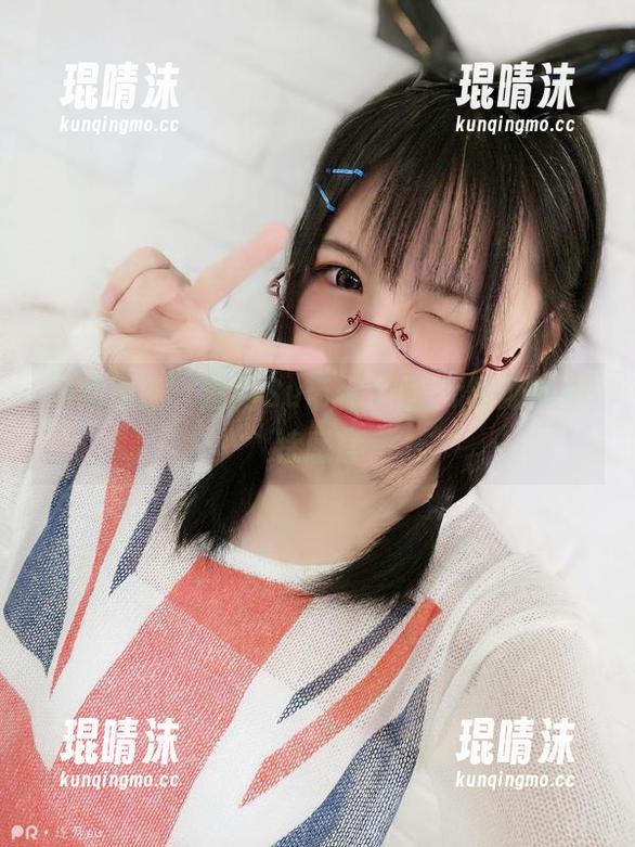 逐月Su 最新图册,逐月Su带你淘回Pr时期的奇特感官