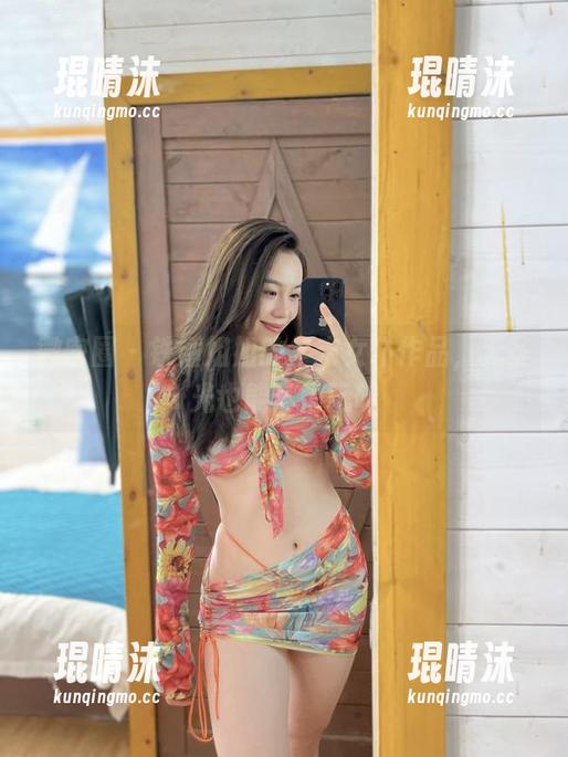 微密圈 - 铁锤姐姐的年末女仆作品，无圣光也能尽情玩味