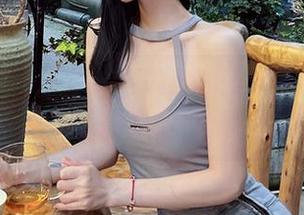 微密圈 - 陈妮妮UNI和她的蓝蕾丝黑丁字套图，下载前请记得锁好门窗哦～