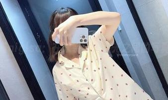 魔物喵nigisa：在泳装与无圣光之间的写真旅程