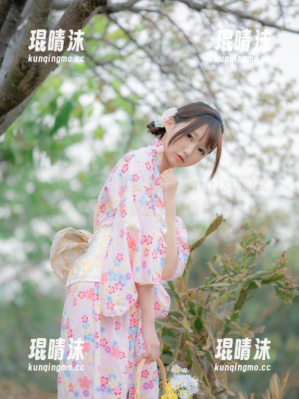 分享：在图库里找到魔物喵nigisa的女友，真心佩服她的勇气