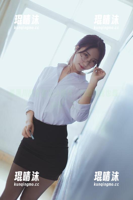 看黑川的全套运动图片，没想到我也想‘运动’了！